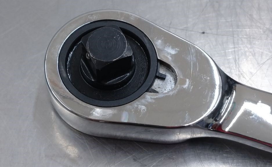 中古品 snap-on ロープロファイルラチェットレンチ 9.5sq RAF80 囗T巛
