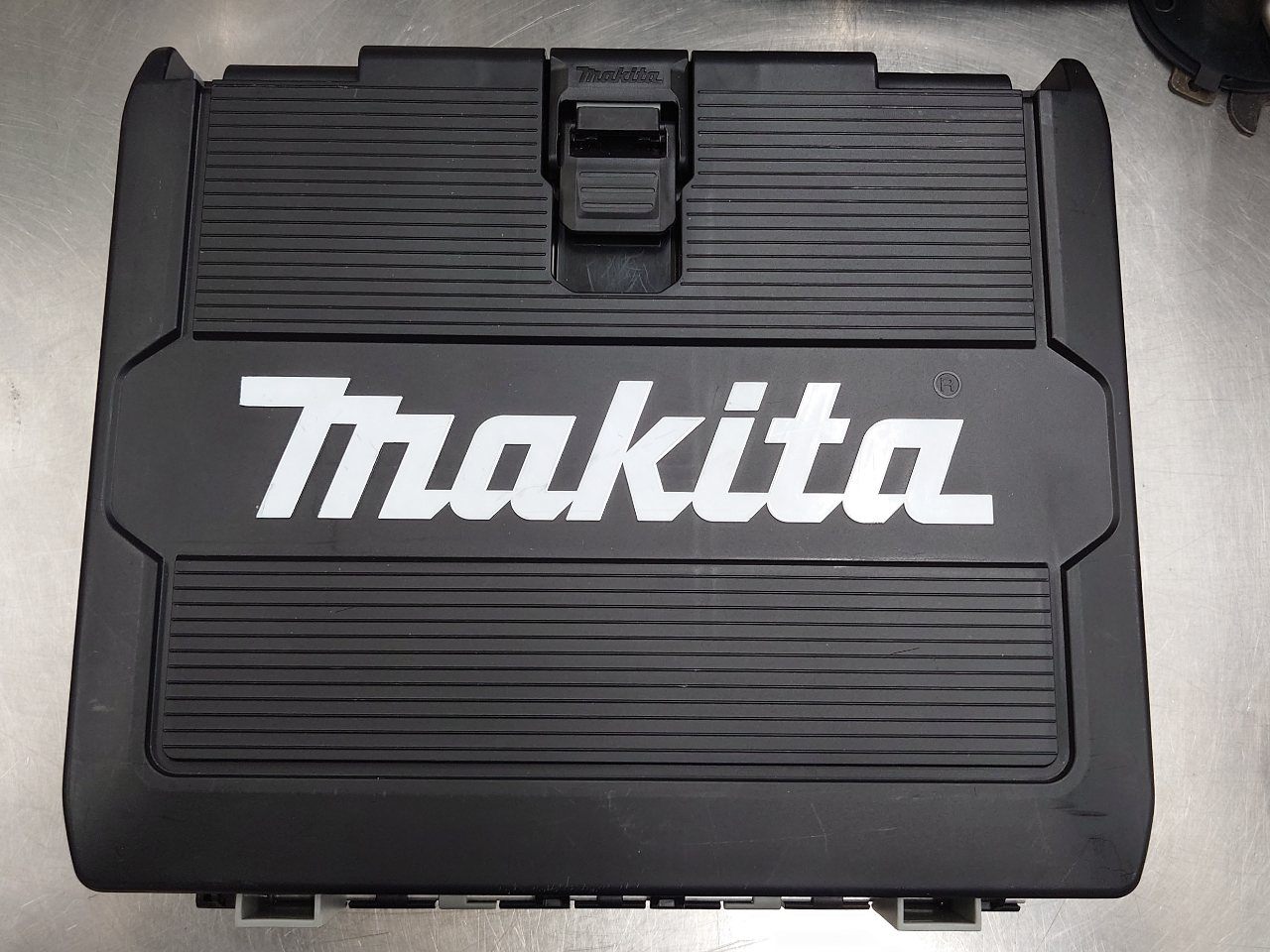 マキタ 14.4V充電式インパクトドライバー TD161DRGXW 中古美品 囗T巛