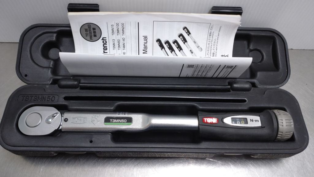 中古美品 TONE トネ プレセット形トルクレンチ T3MN50 9.5sq(3/8) 囗T巛
