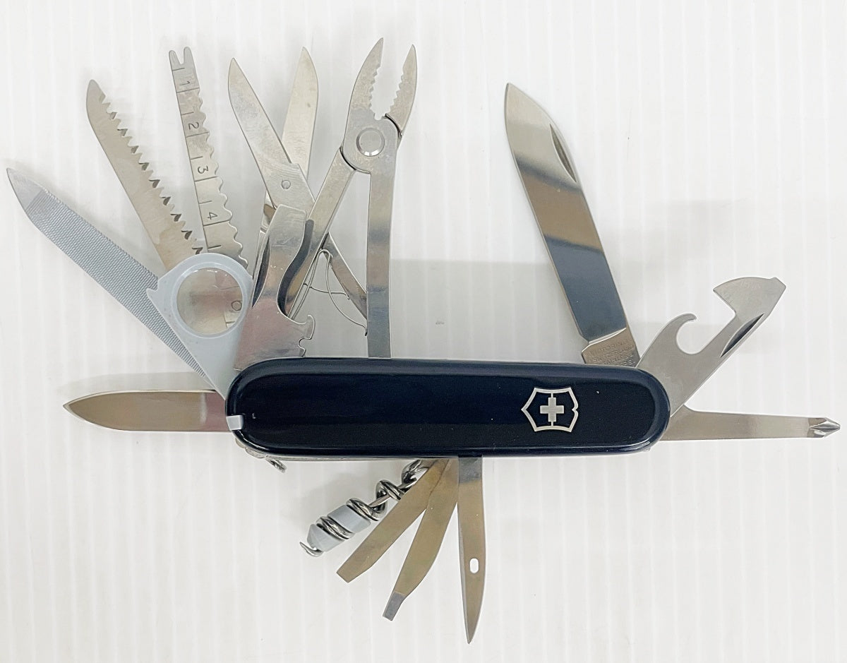 VICTORINOX ビクトリノックス スイスチャンプ 1.6795.3 マルチツール 黒