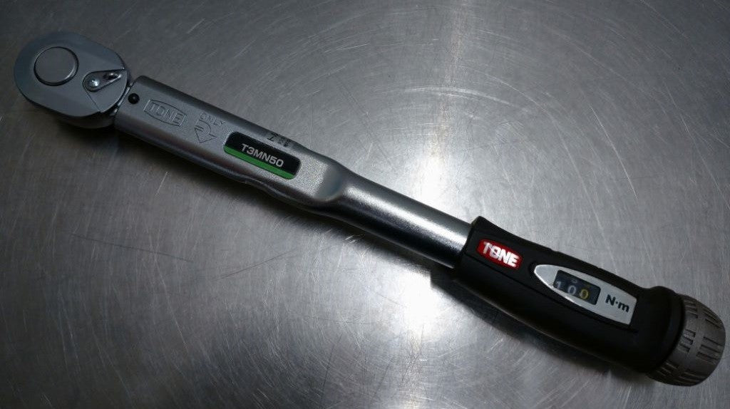 中古美品 TONE トネ プレセット形トルクレンチ T3MN50 9.5sq(3/8) 囗T巛