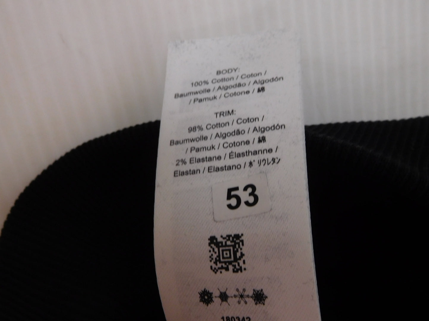 FRED PERRY エンブロイデット スウェット M2644 表記サイズM ブラック囗T巛