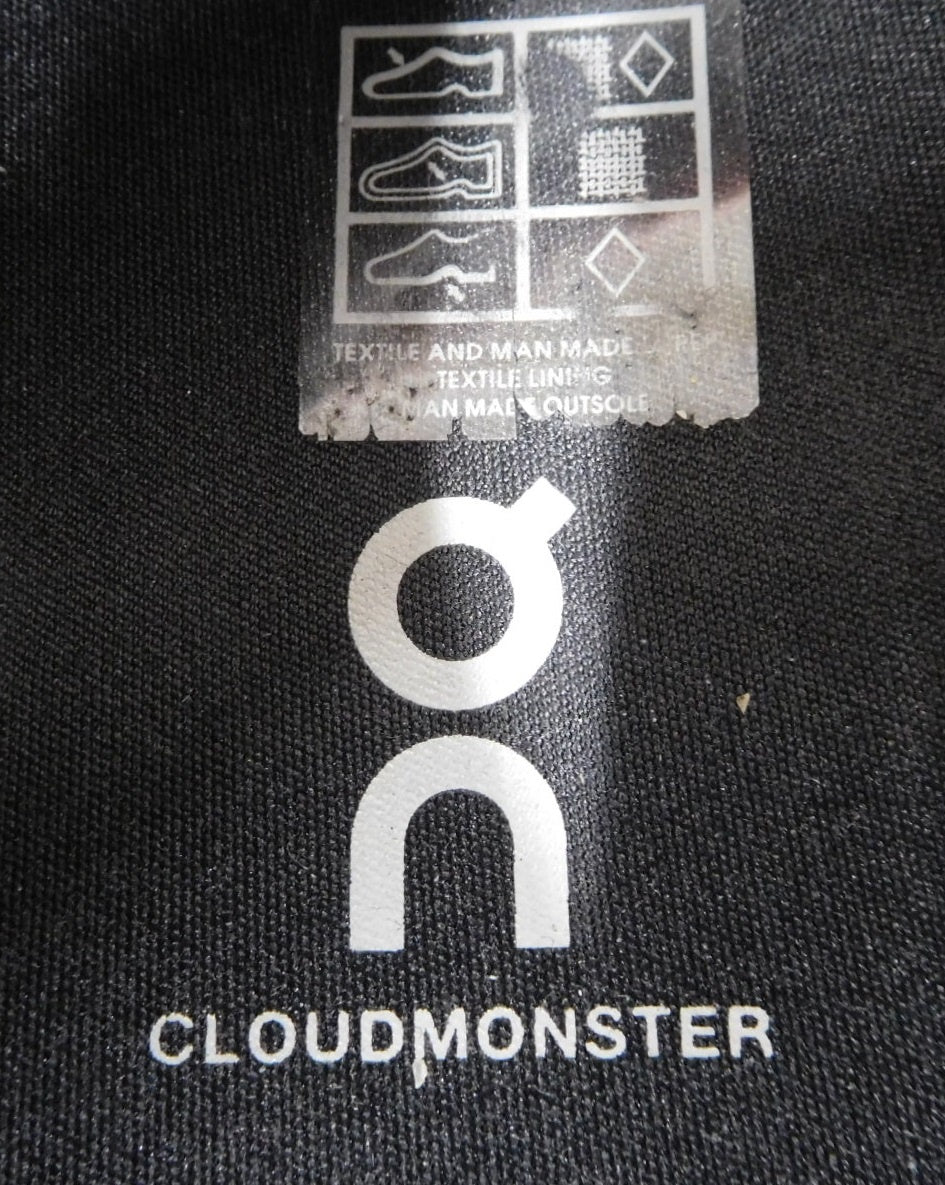 ON CLOUDMONSTER オン クラウドモンスター ランニングシューズ 61.99025 ブラック size:27.5cm 中古囗T巛