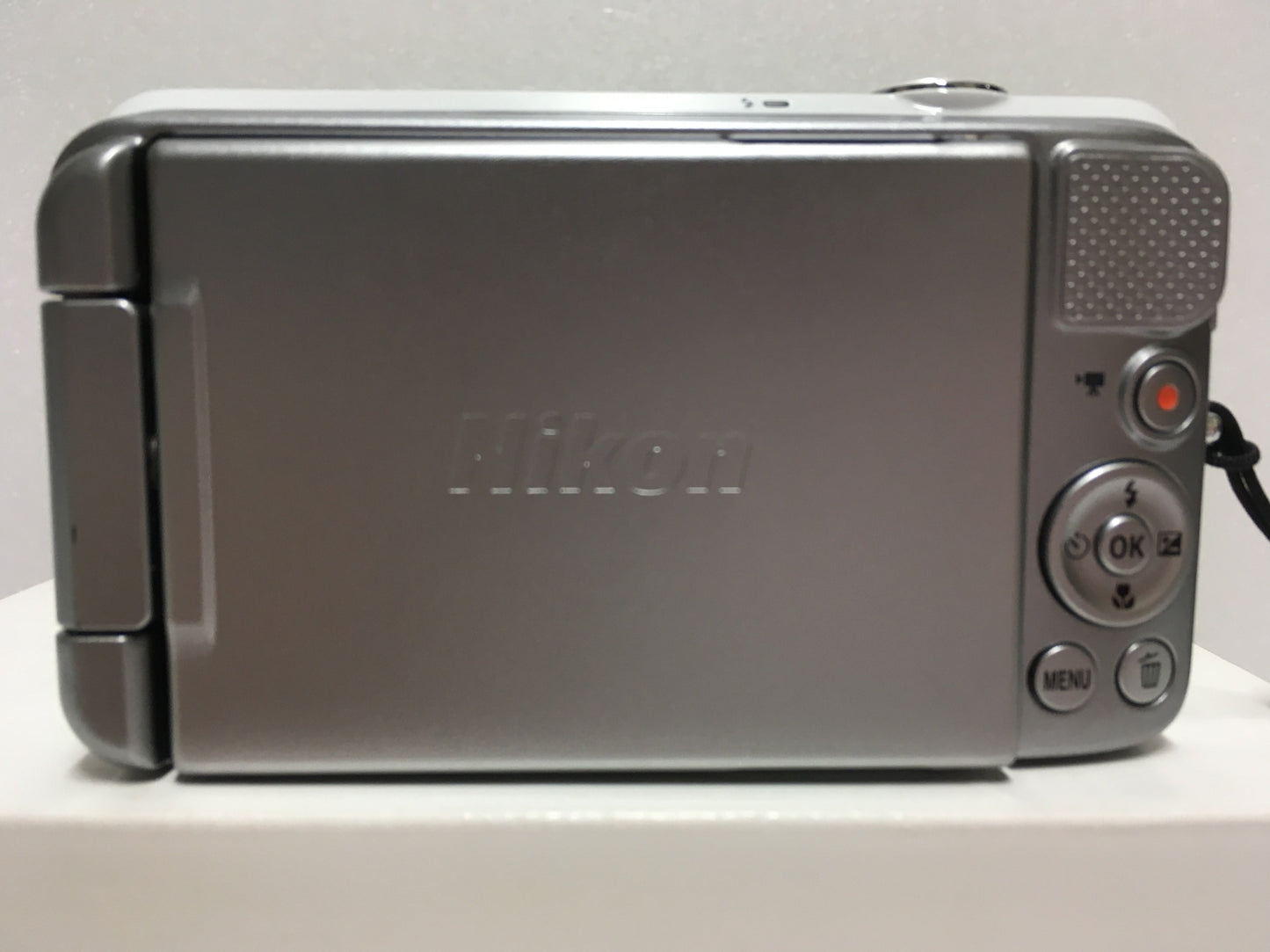 ※送料無料※ Nikon COOLPIX S6600 コンパクトデジタルカメラ 未チェック ジャンク品 囗G