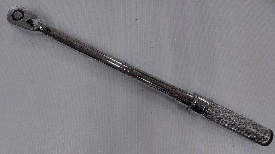 中古美品 KTC プレセット型トルクレンチ CMPC2004 12.7sq(1/2) 囗T巛