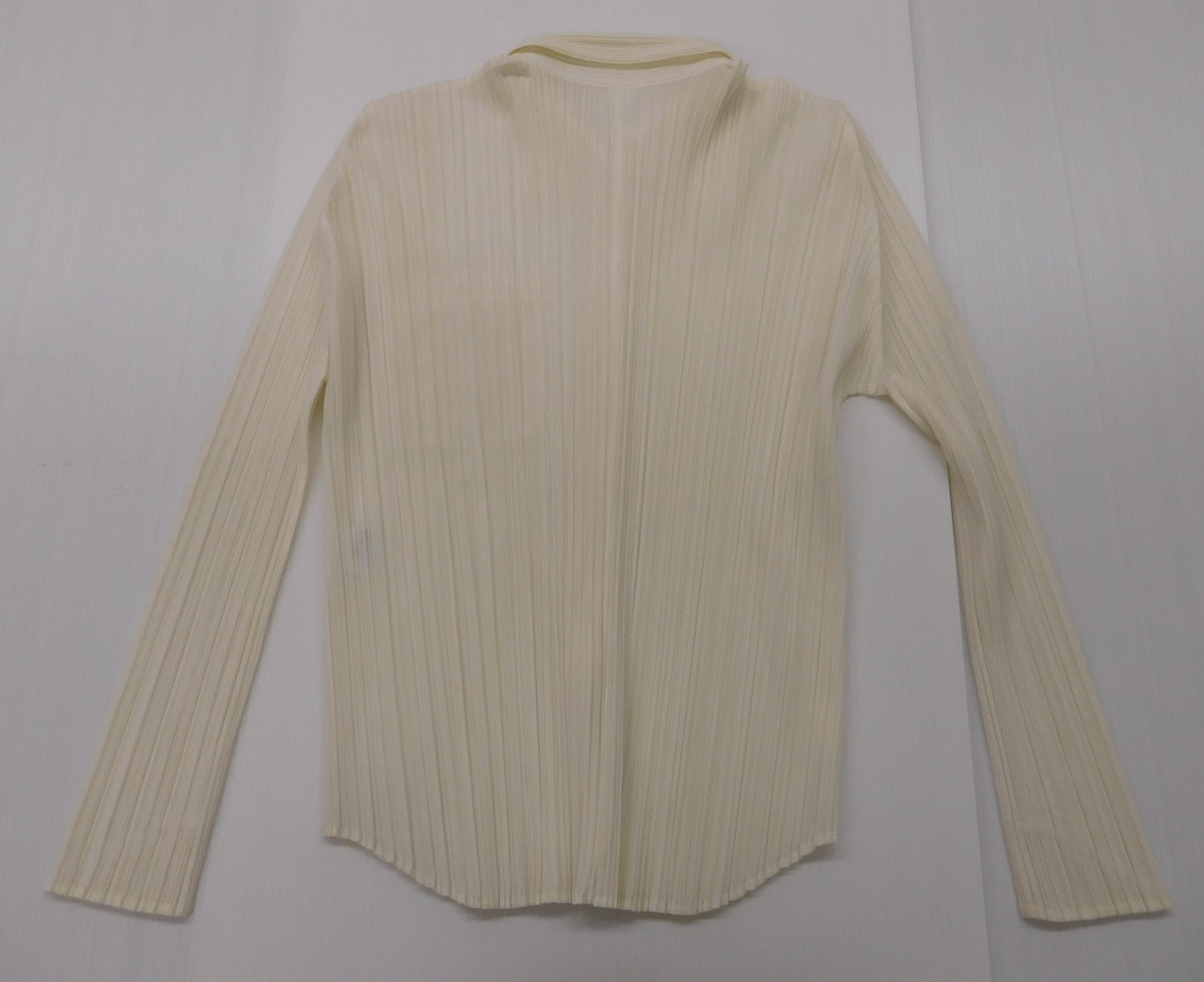 ISSEY MIYAKE イッセイミヤケ PLEATS PLEASE 長袖シャツ ベージュ size:表記なし 数か所シミあり囗T巛