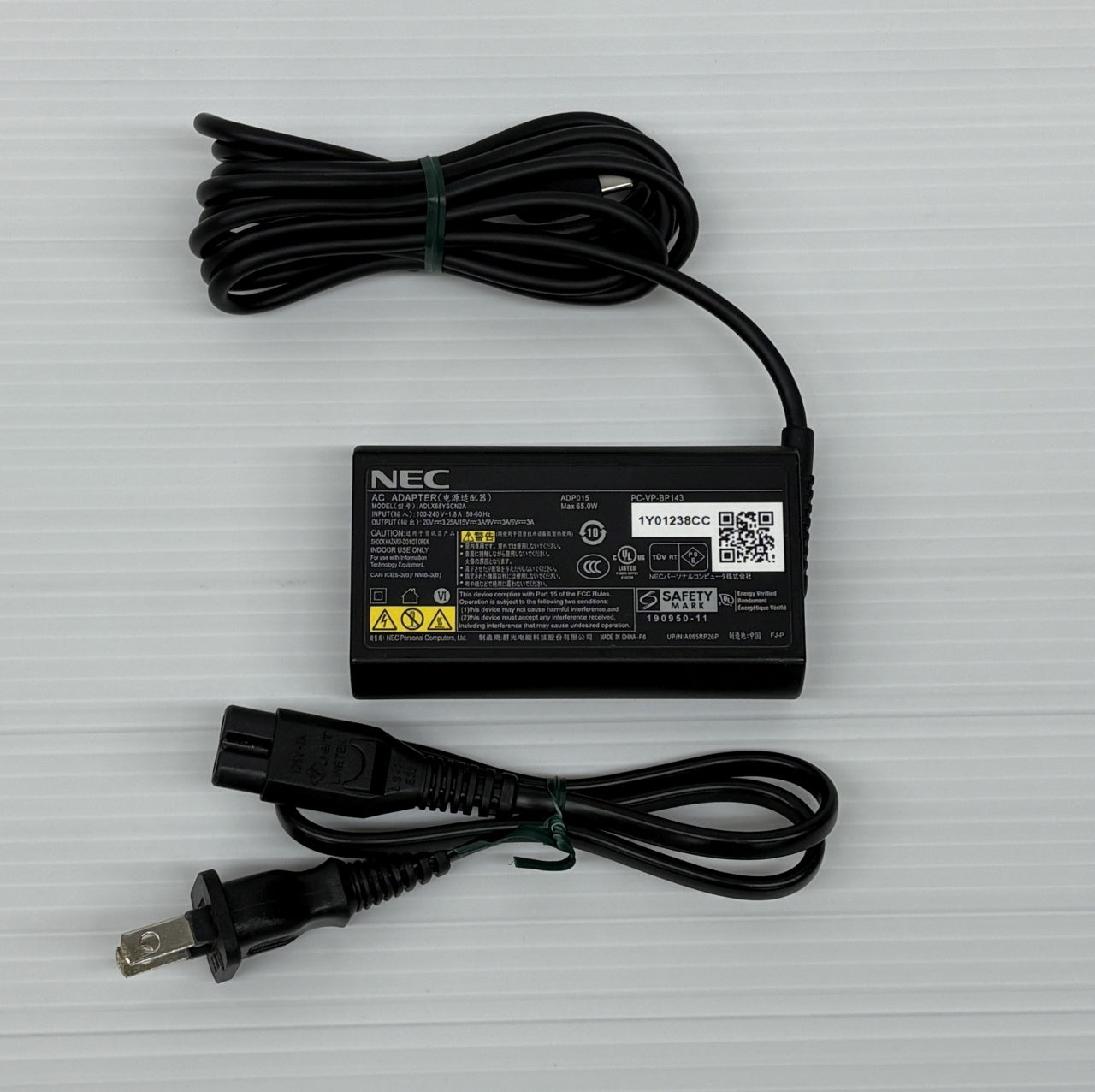 送料無料 NEC Windows11 ノートパソコン LAVIE NEXTREME Carbon XC550 PC-XC550DAG囗T巛