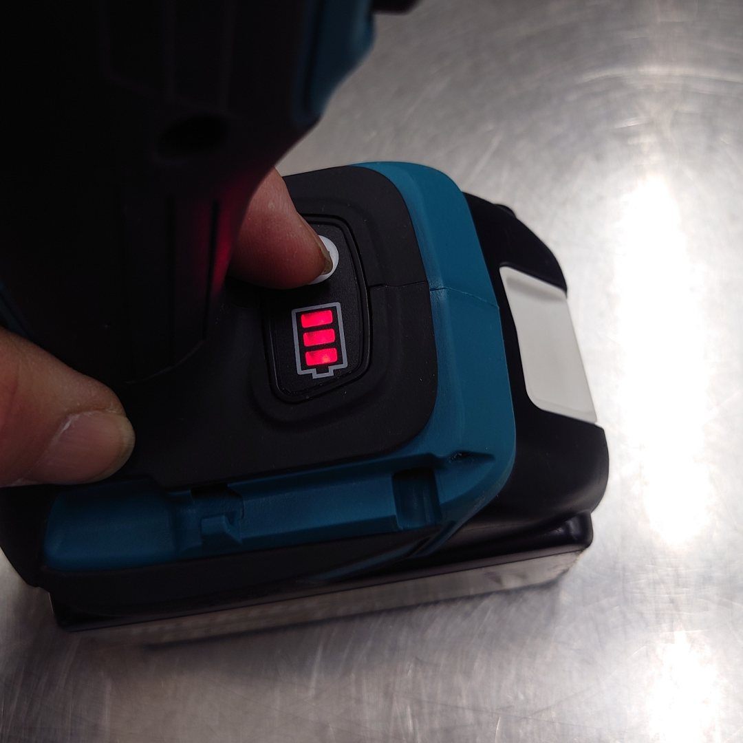 Makita マキタ 18V充電式レシプロソー JR184DZ 別売バッテリーBL1860B付き 中古美品 囗T巛