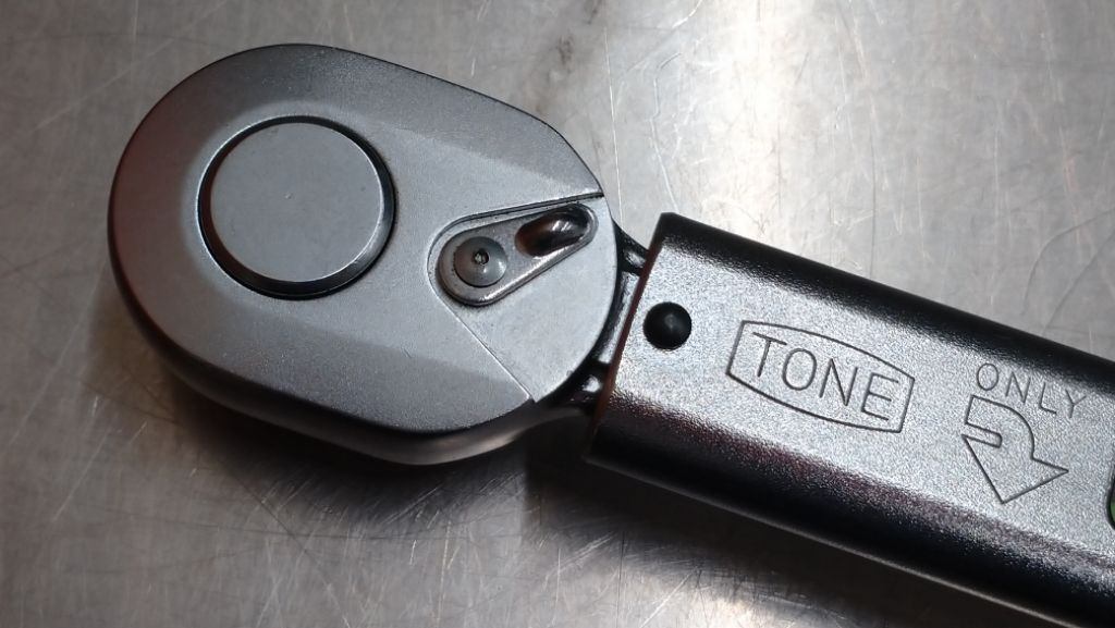 TONE 9.5sqプレセット形トルクレンチ T3MN50 囗T巛