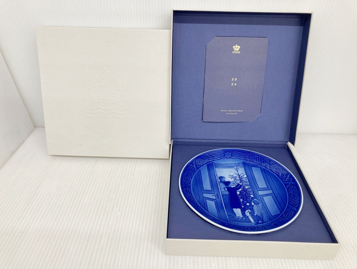 ROYAL COPENHAGEN イヤープレート 2024