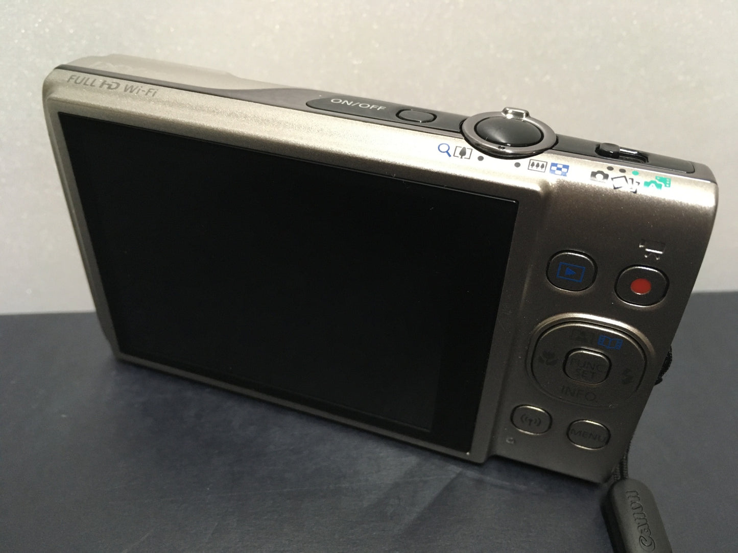 ※送料無料※ CANON IXY650 コンパクトデジタルカメラ 通電確認済み ジャンク品 囗G