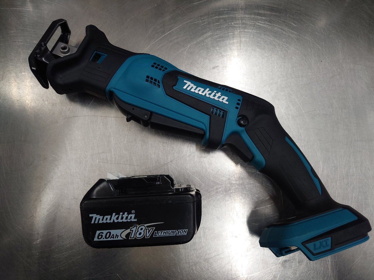 Makita マキタ 18V充電式レシプロソー JR184DZ 別売バッテリーBL1860B付き 中古美品 囗T巛