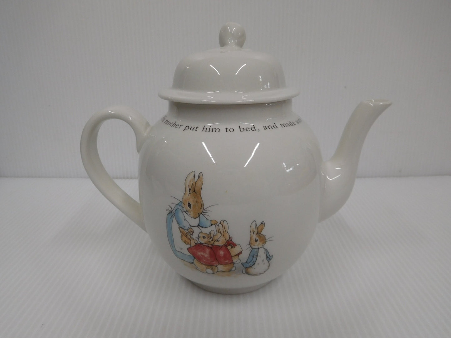 WEDGWOOD ピーターラビット ティーポット 囗T巛