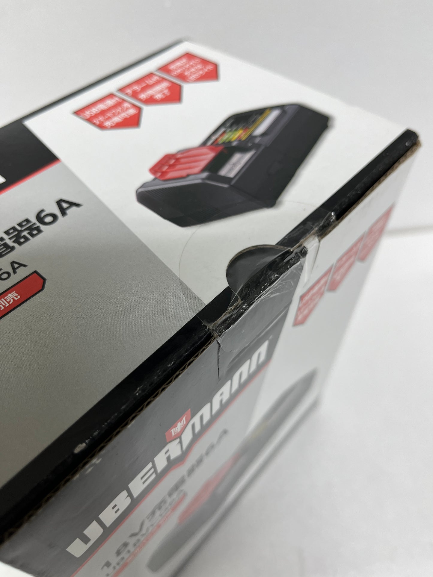 未開封 UBERMANN 18V充電器 UB18VCG6A 18V電池パック UB18VBP25