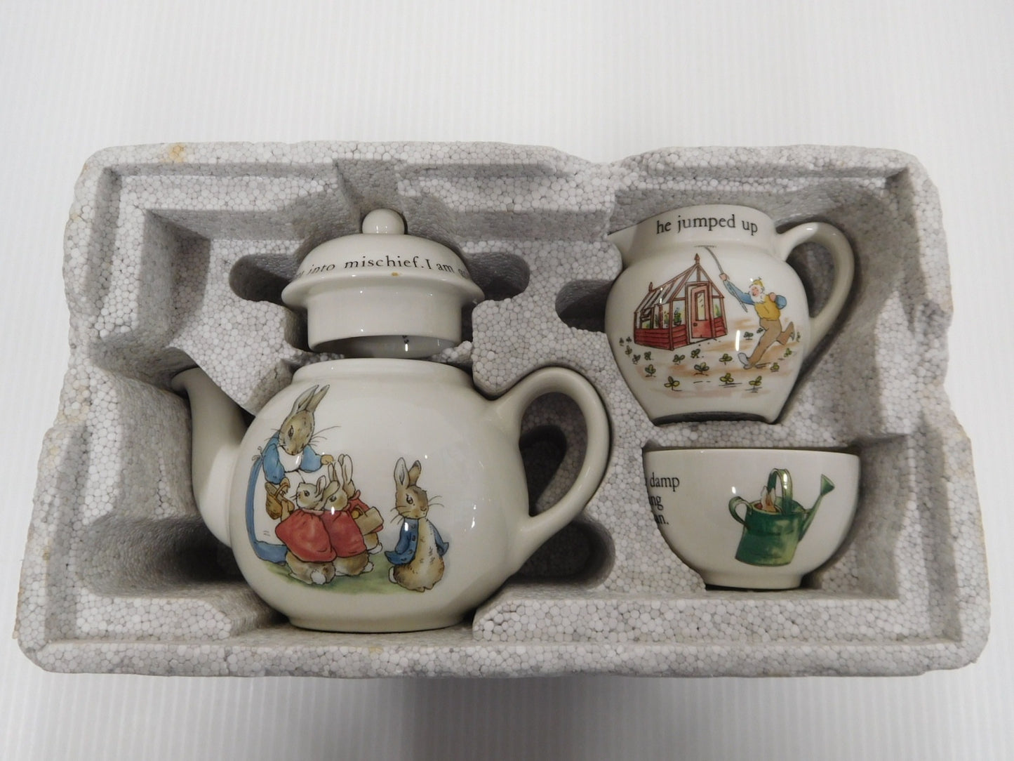 WEDGWOOD ピーターラビット チルドレンズポットセット 囗T巛
