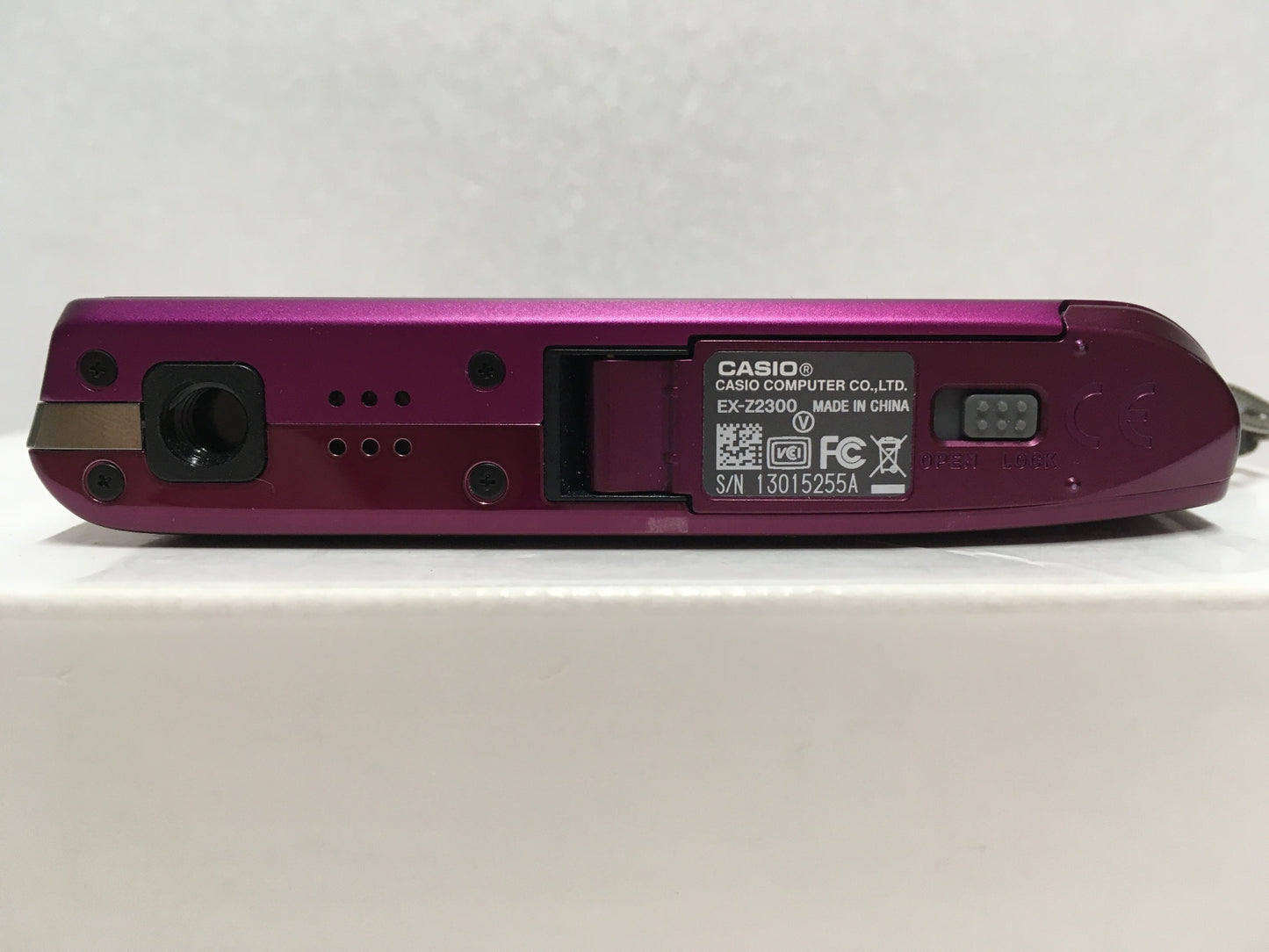 ※送料無料※ CASIO EXILIM EX-Z2300 コンパクトデジタルカメラ 未チェック ジャンク品 囗G