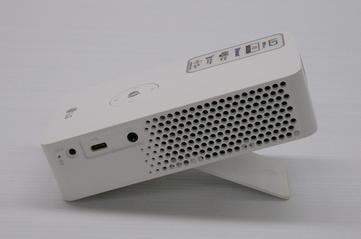 送料無料 LGエレクトロニクス コンパクトポータブルプロジェクター PH30JG囗T巛