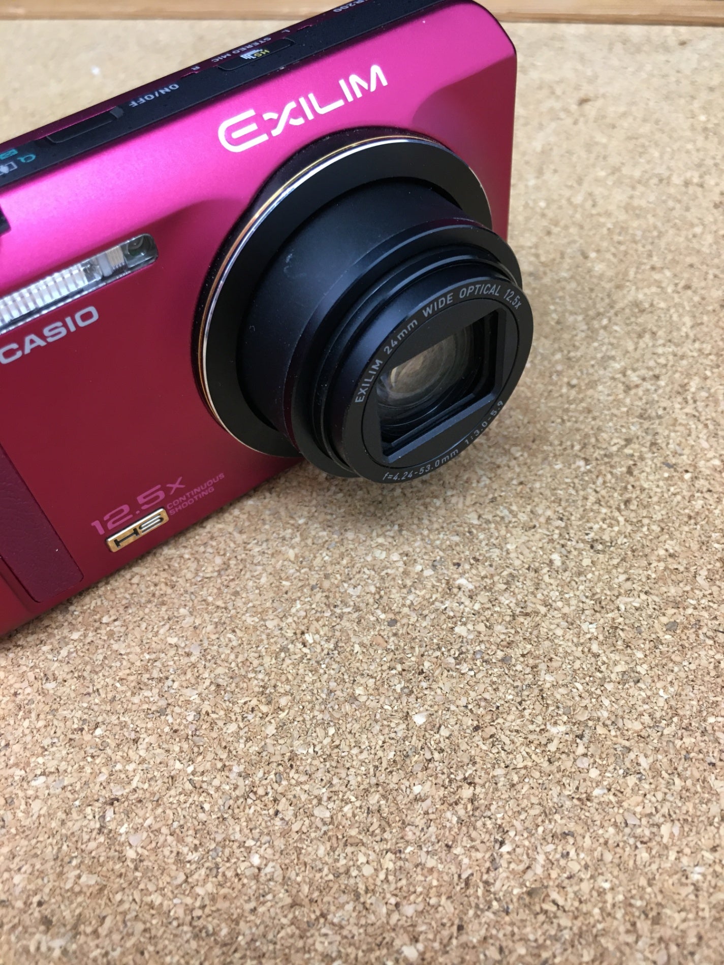 送料無料 CASIO EXILIM デジタルカメラ EX-ZR200 囗K巛