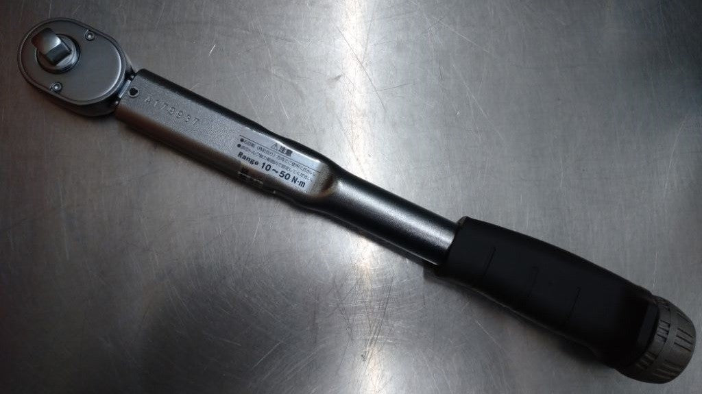 TONE 9.5sqプレセット形トルクレンチ T3MN50 囗T巛