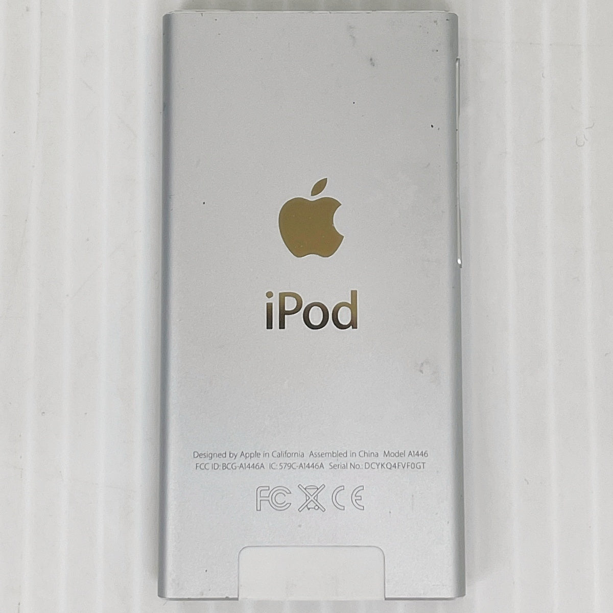 Apple 第7世代 iPod nano 16GB MD480J シルバー カバー付