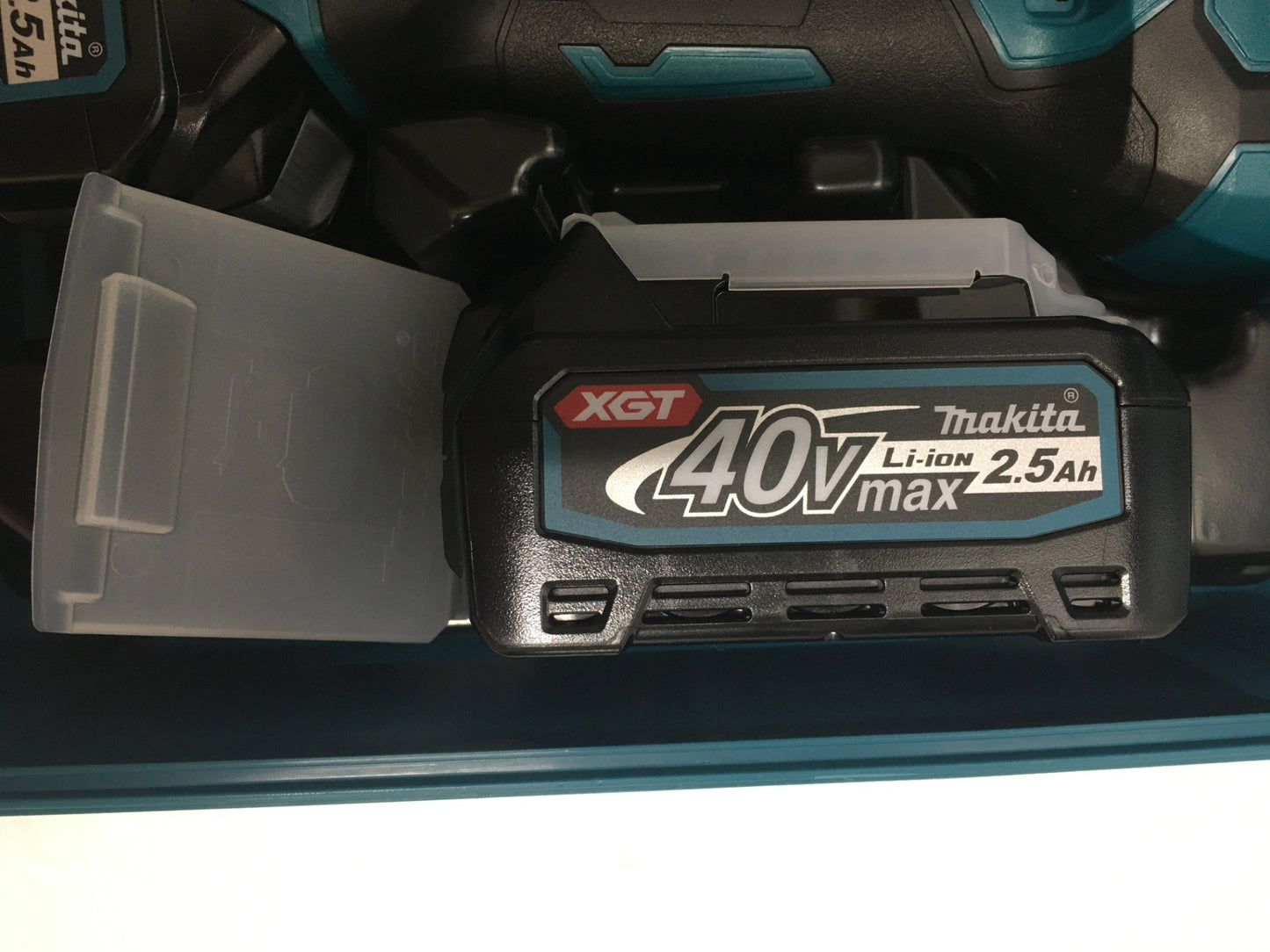 ※送料無料※ マキタ makita 充電式ピンタッカ PT001GRDX セット品 未使用品 囗G