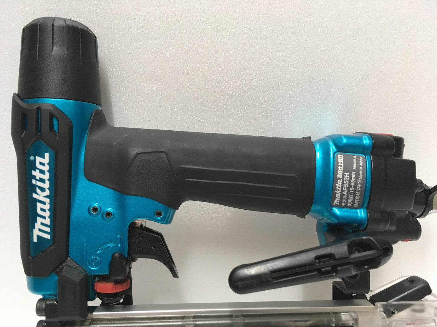 ※送料無料※ マキタ makita 高圧仕上釘打 フィニッシュネイラ AF552HM 未チェック ジャンク品 囗G