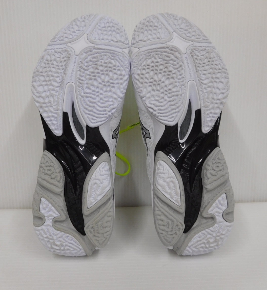 MIZUNO ミズノ WAVE LIGHTNING ELITE ウエーブライトニング エリート バレーボールシューズ V1GA260051 ホワイト×ブラック 2026年モデル 中古 size:24.5cm囗T巛