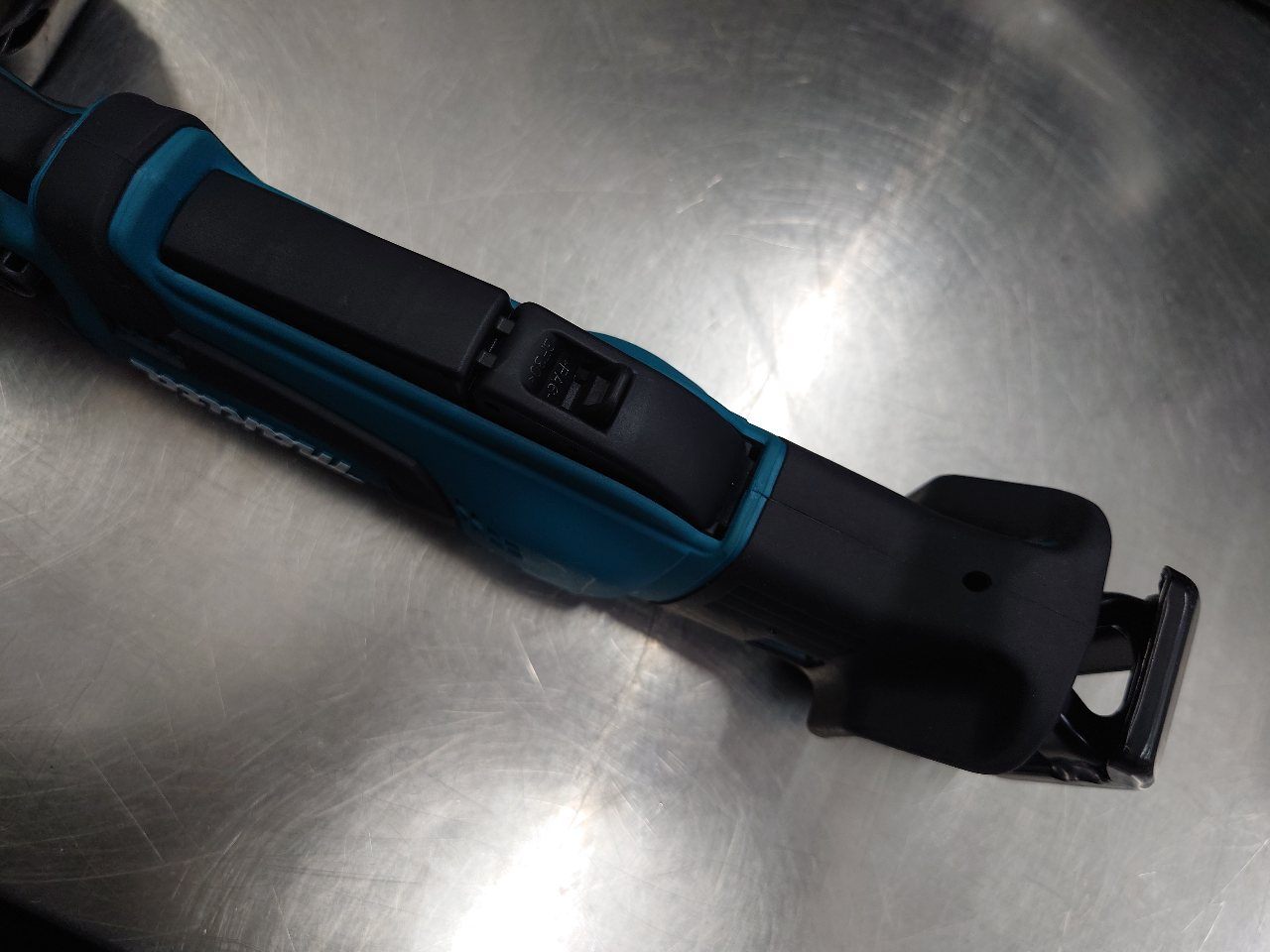 Makita マキタ 18V充電式レシプロソー JR184DZ 別売バッテリーBL1860B付き 中古美品 囗T巛
