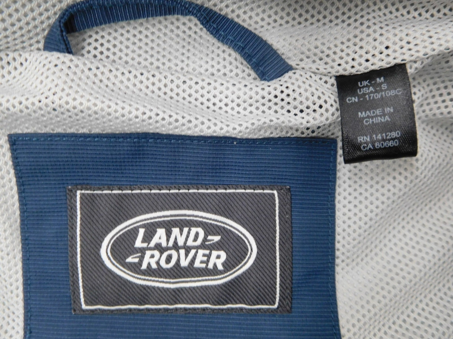 送料無料 LAND ROVER フード付きレインジャケット 表記サイズUK(M)US(S)囗T巛