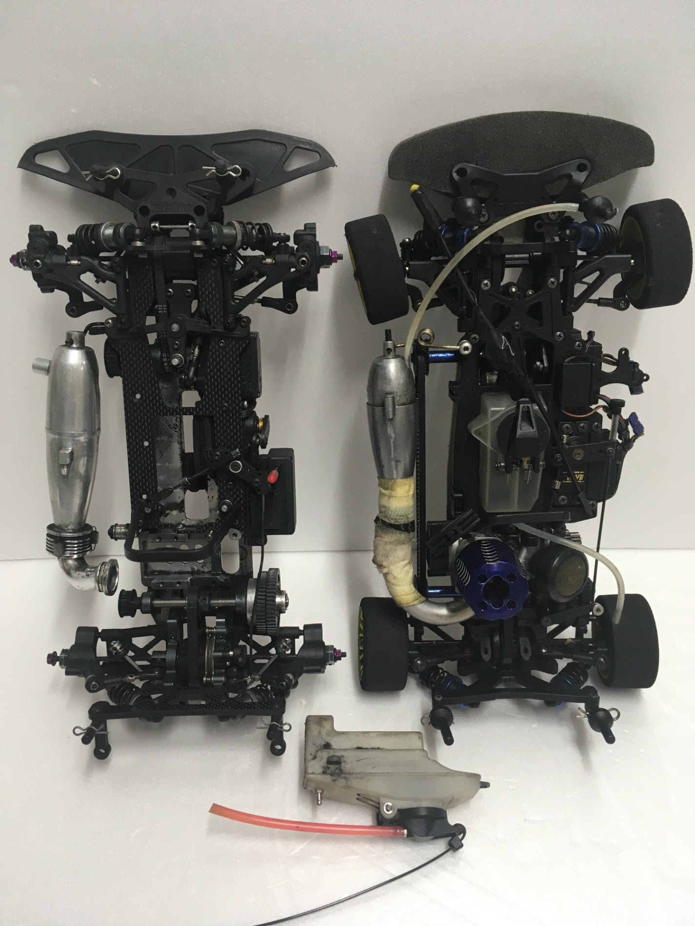 ※ジャンク※ 電動RC サーボ付き シャーシ 2台セット 未チェック品 囗G