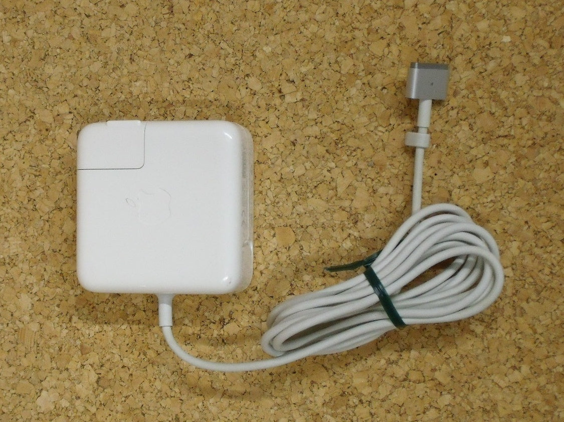 Apple MacBook Air 11-inch Mid 2012 Core i5/SSD128GB/4GB囗T巛