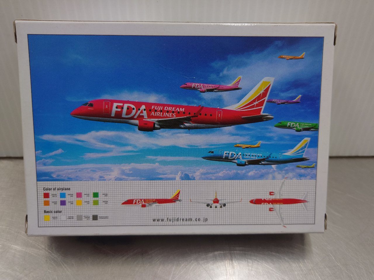 FDA ミニチュア飛行機9色セット EMBRAER 170/175 囗T巛
