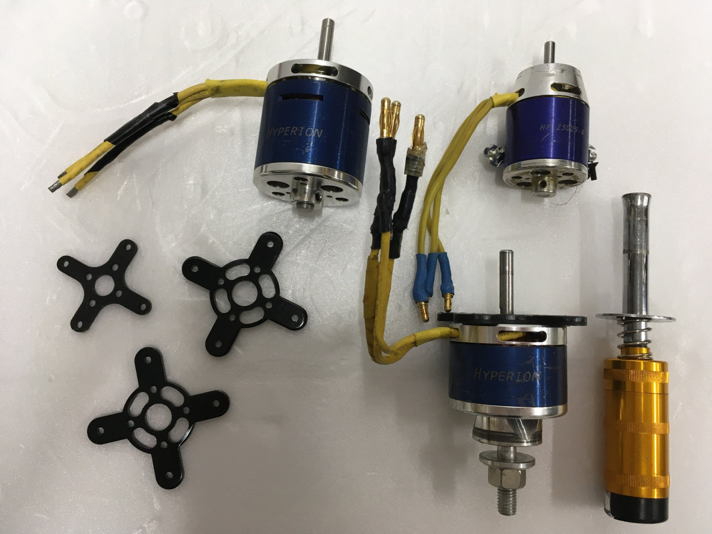 ※送料無料※ ラジコン 飛行機のパーツなど HYPERION モーター アンプ その他 詳細不明 セット ジャンク品 囗G
