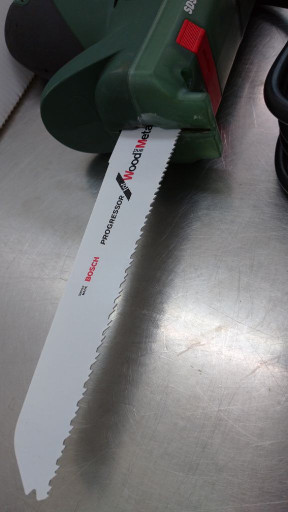 中古品 BOSCH 電気のこぎり PFZ500E 2014年製囗T巛