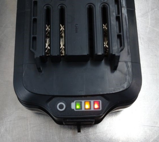 中古品 ナフコ 14.4V充電式丸ノコ DM-14.4LiNA2囗T巛