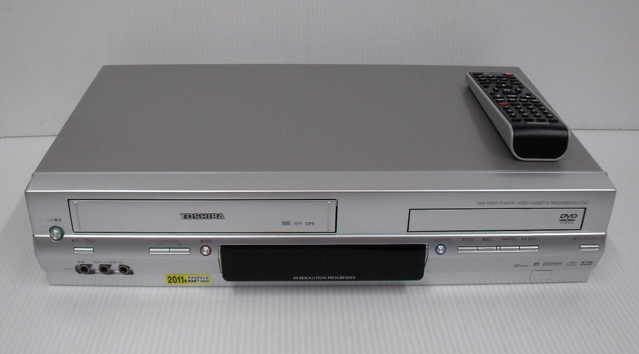 1224TOSHIBA VHSビデオデッキ一体型DVDプレーヤー SD-V700