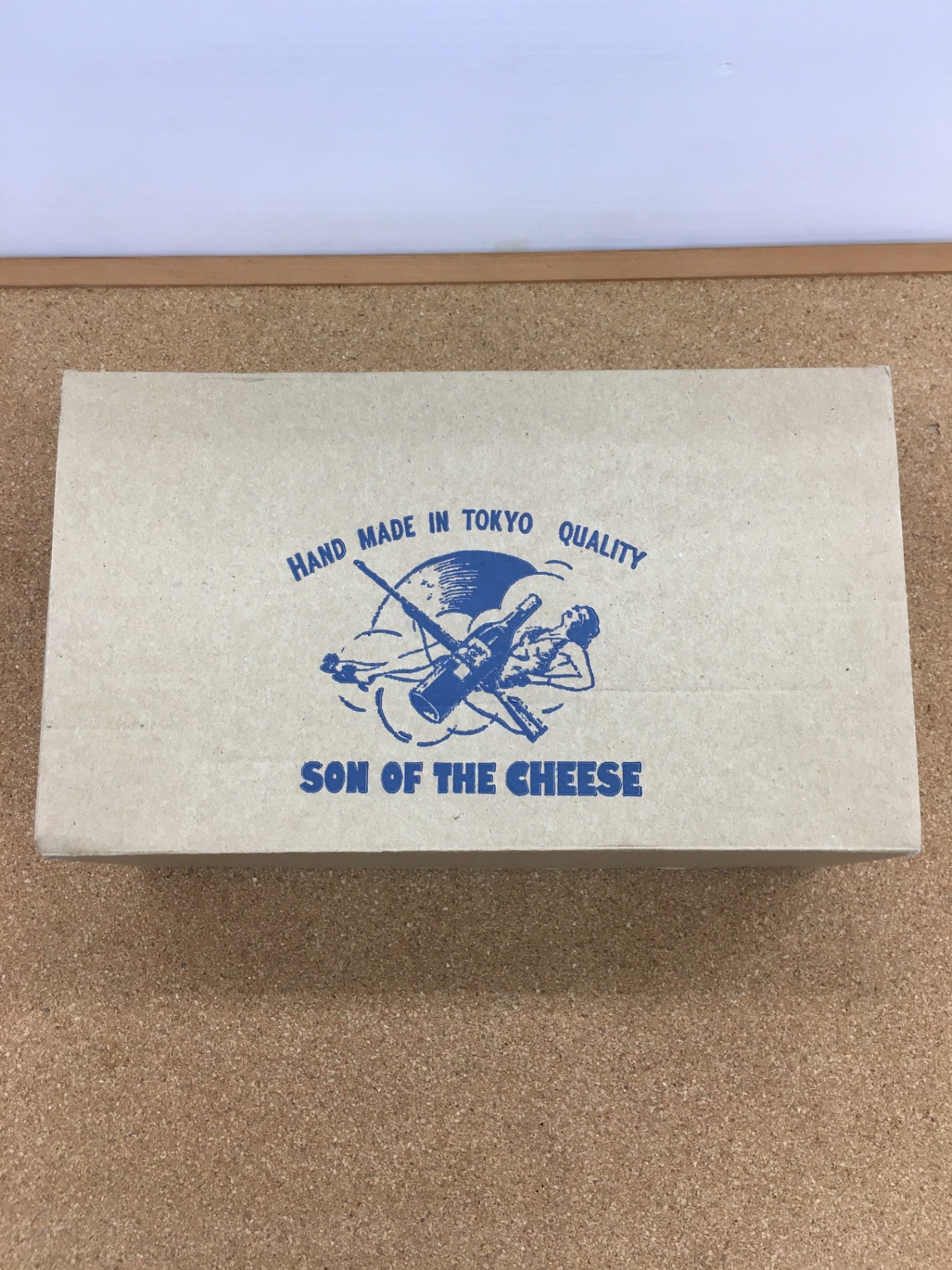 送料無料 SON OF THE CHEESE(サノバチーズ) プール型小物入れ 囗K巛