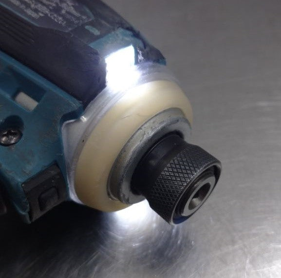 中古品 Makita 18V充電式インパクトドライバー TD172D 本体のみ囗T巛
