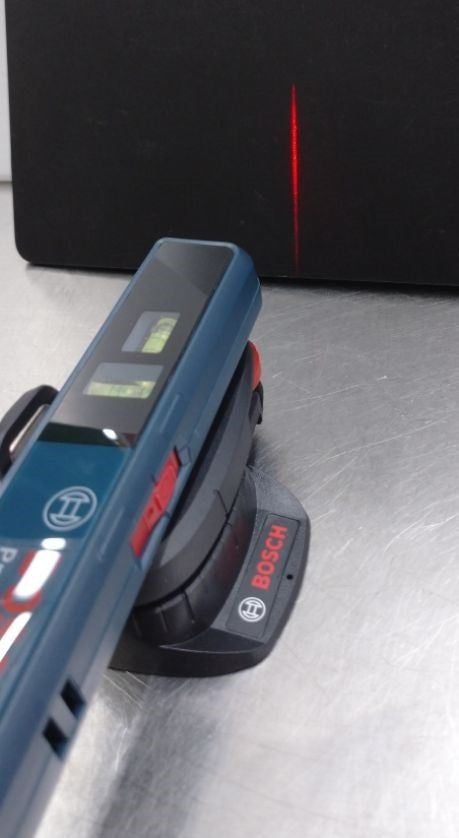 未使用品 BOSCH ミニレーザーレベル GLL1P囗T巛