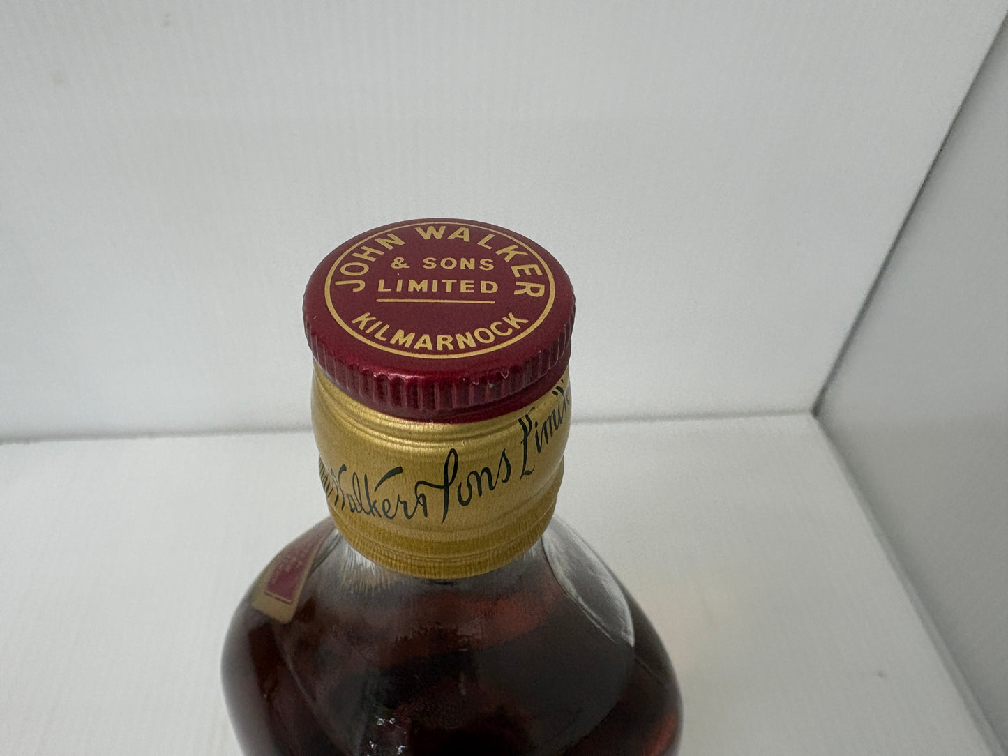 古酒 Johnnie Walker Red Label ジョニーウォーカー レッドラベル 特級 86.8PROOF スコッチウイスキー 沖縄輸入 金キャップ