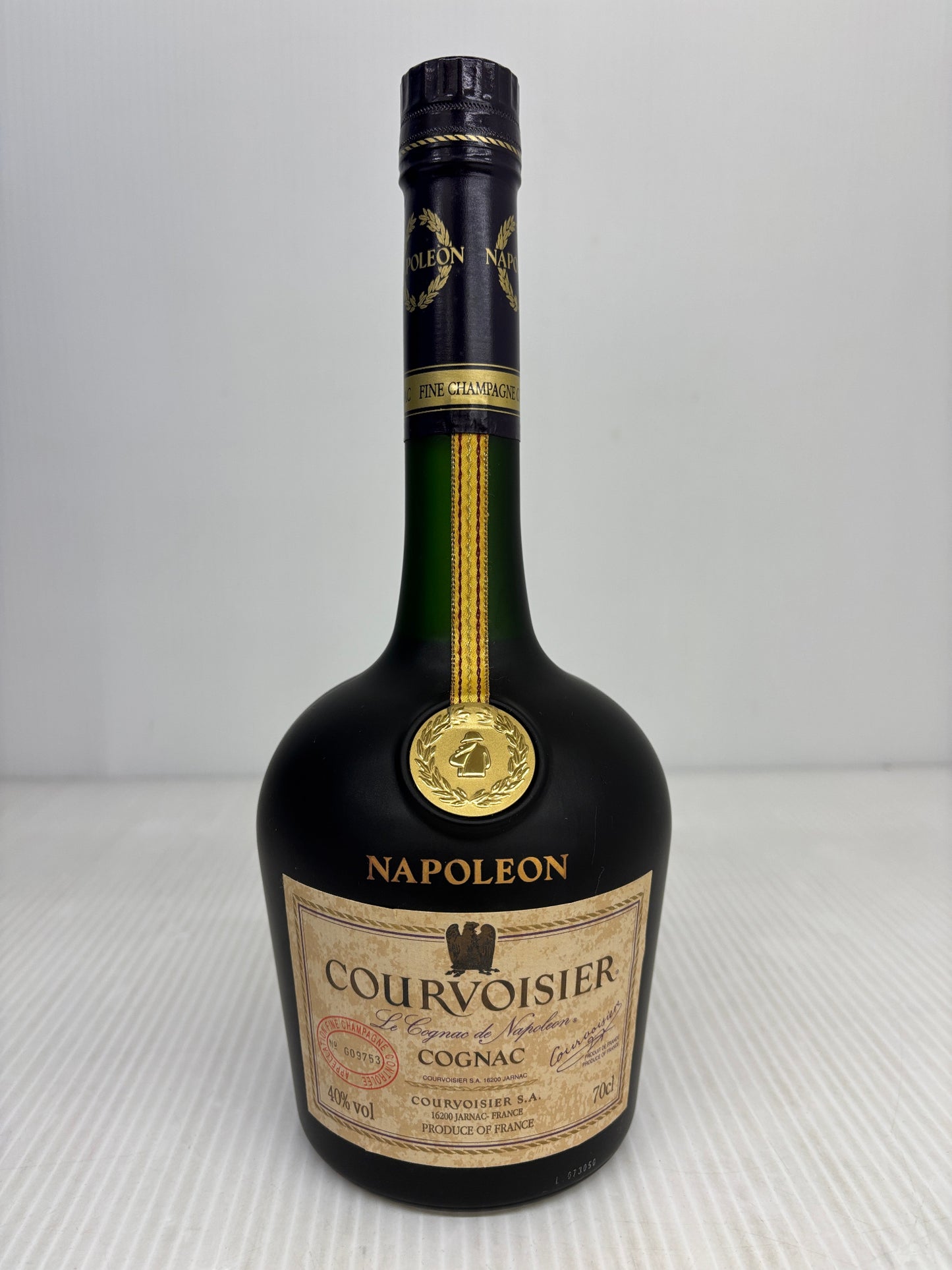 COURVOISIER NAPOLEON FINE CHAMPAGNE COGNAC クルボアジェ ナポレオン コニャック ブランデー 700ml