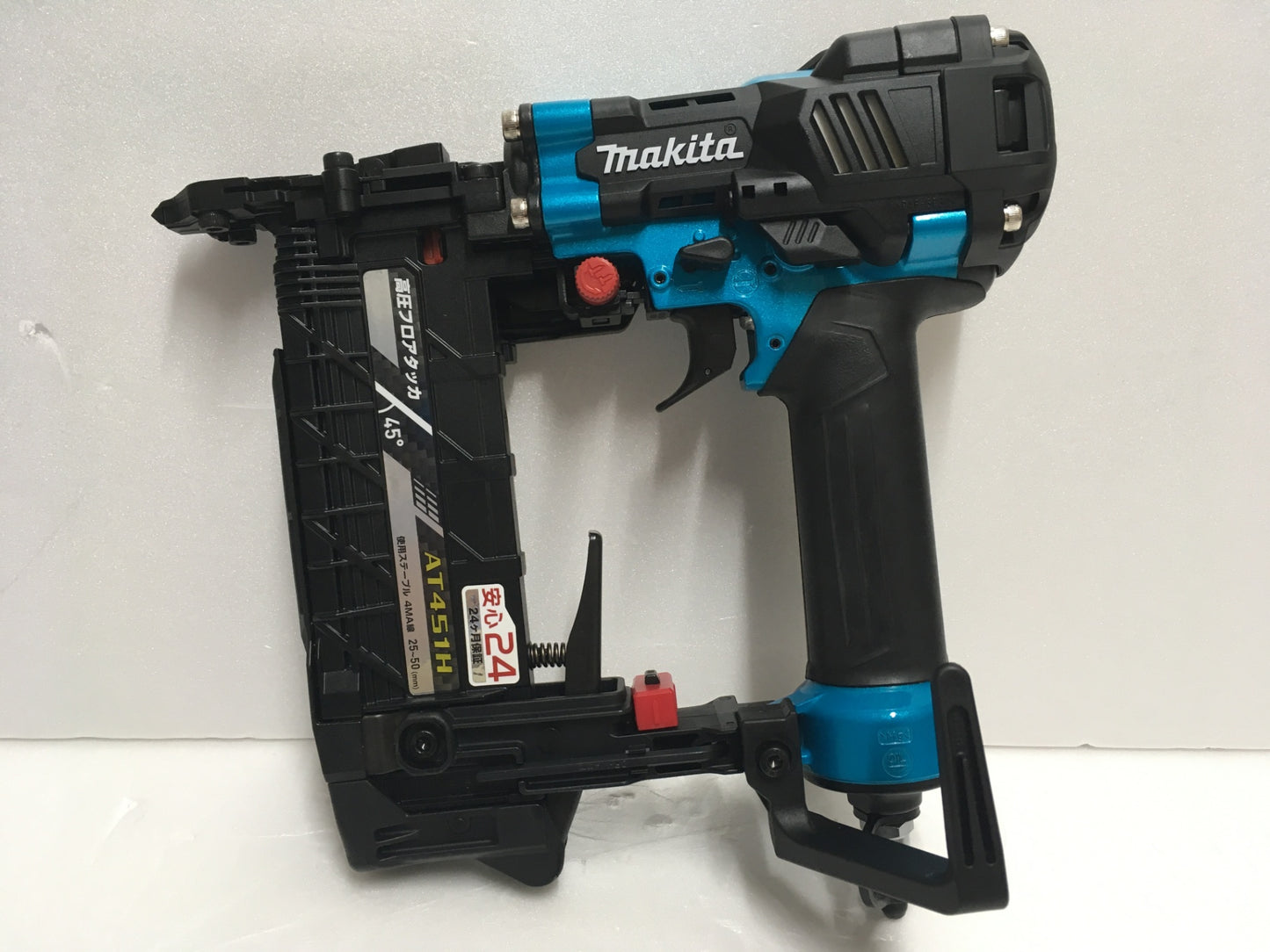 ※送料無料※ マキタ makita 高圧フロアタッカ AT451HM ブルー 未チェック ジャンク品 囗G