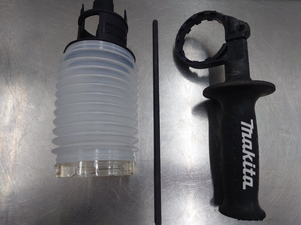 マキタ　Makita　10.8V　16ｍｍ充電式ハンマドリル　HR166DSMX　囗T巛