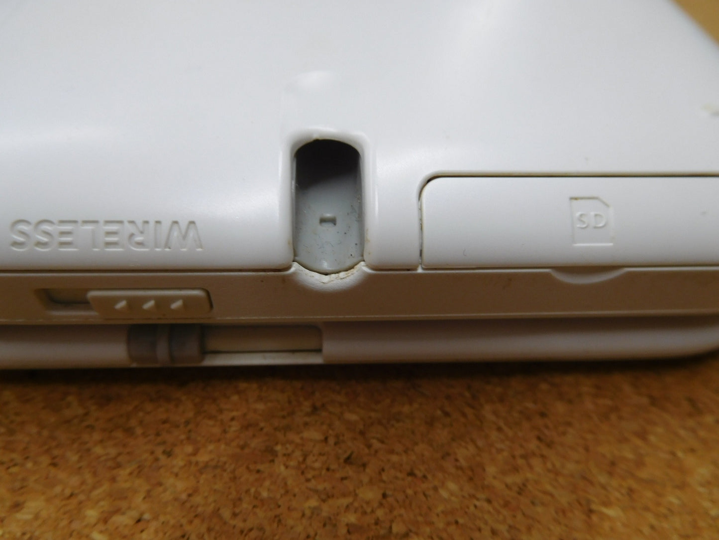送料無料 ジャンク Nintendo3DSLL 本体のみ囗T巛