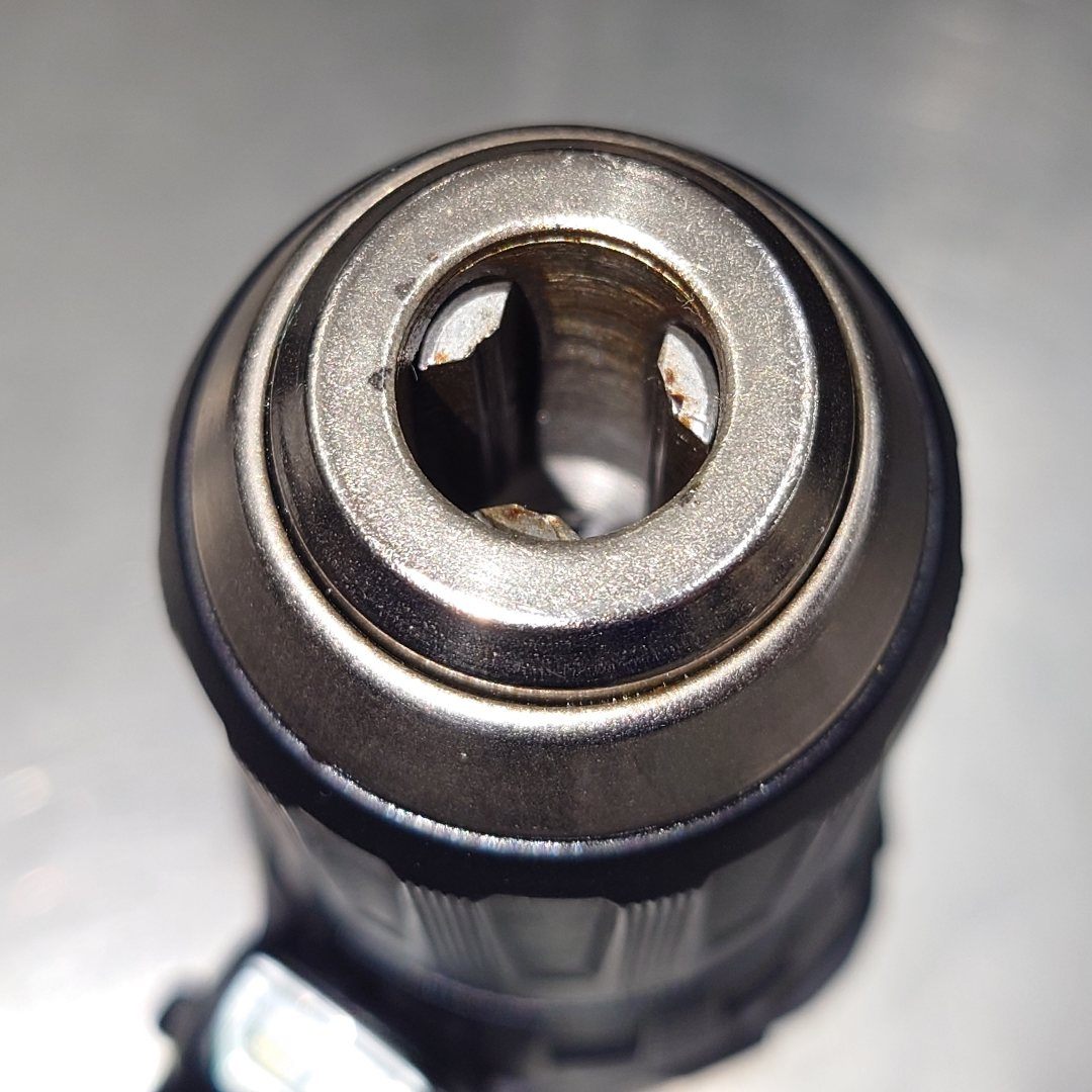 Makita　マキタ　18V充電式ドライバドリル（USAモデル）　XFD11ZB　囗T巛