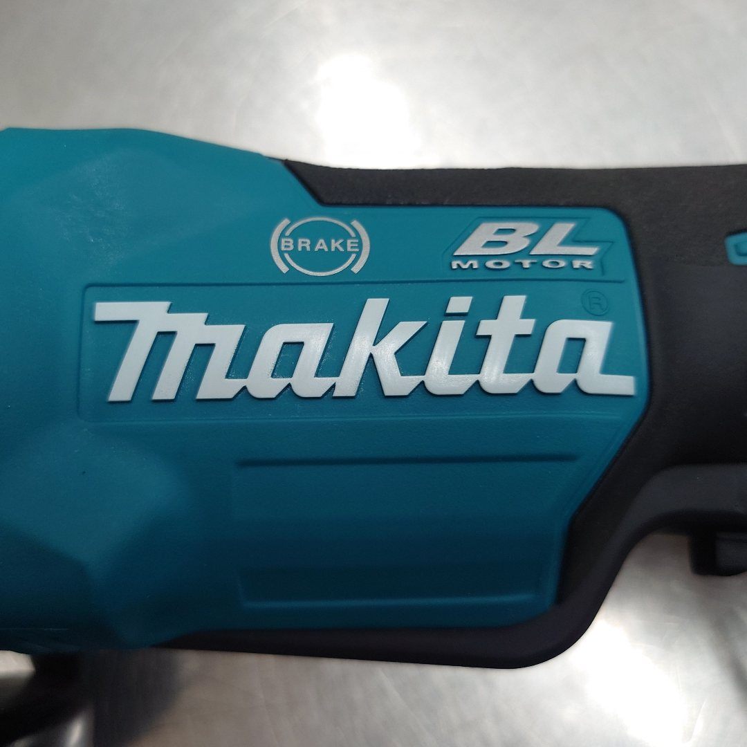 マキタ　Makita　18V充電式100mmディスクグラインダー　GA420DZ　X-LOCK型　未使用品　囗T巛