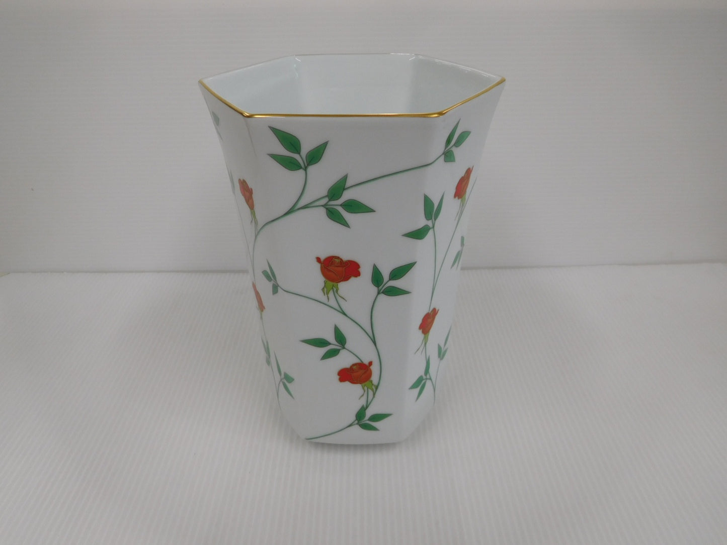 送料無料 香蘭社 バラ柄 花瓶 囗T巛