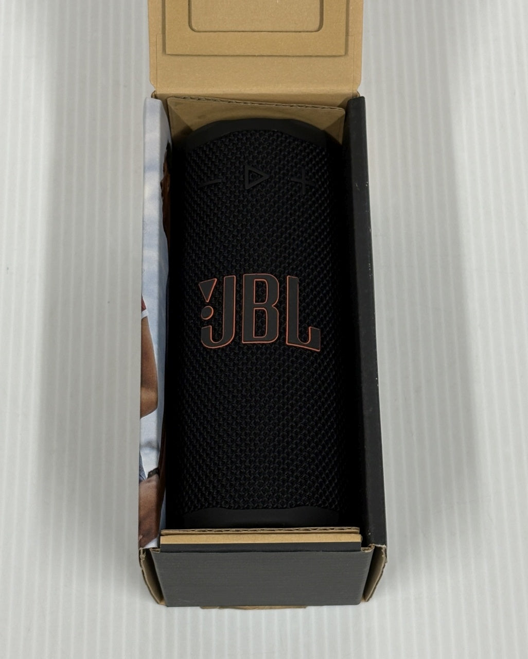 送料無料 JBL Bluetoothスピーカー GRIP囗T巛