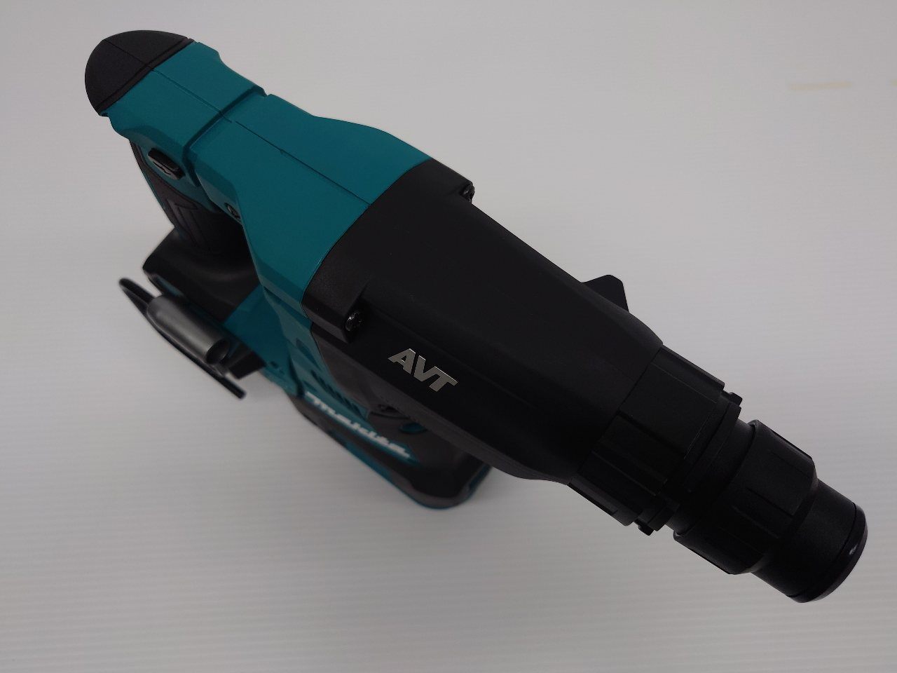 マキタ　Makita　28mm充電式ハンマドリル　HR001GRDX　未使用品　囗T巛