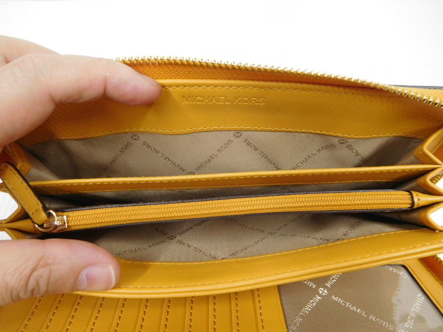 MICHAEL KORS マイケルコース 長財布 35R4GTVT3V 中古囗T巛